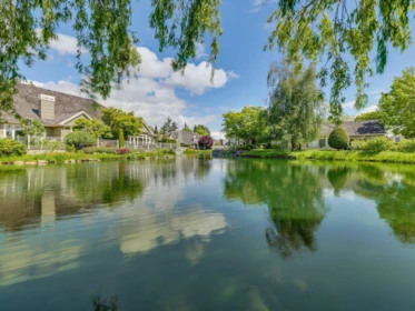 Backyard Photo of 102 6505 3 Avenue, Delta, BC