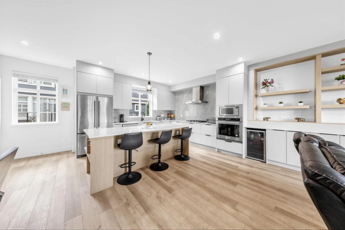 Living Room Photo of 33 10488 124 Street, Surrey, BC