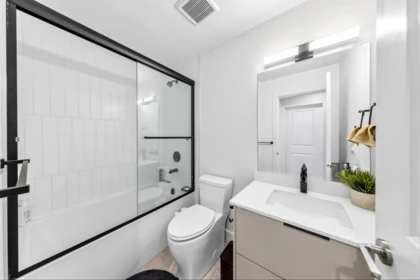 Mudroom Photo of 33 10488 124 Street, Surrey, BC