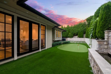 Swimming Pool Photo of 1485 Camelot Road, West Vancouver, BC