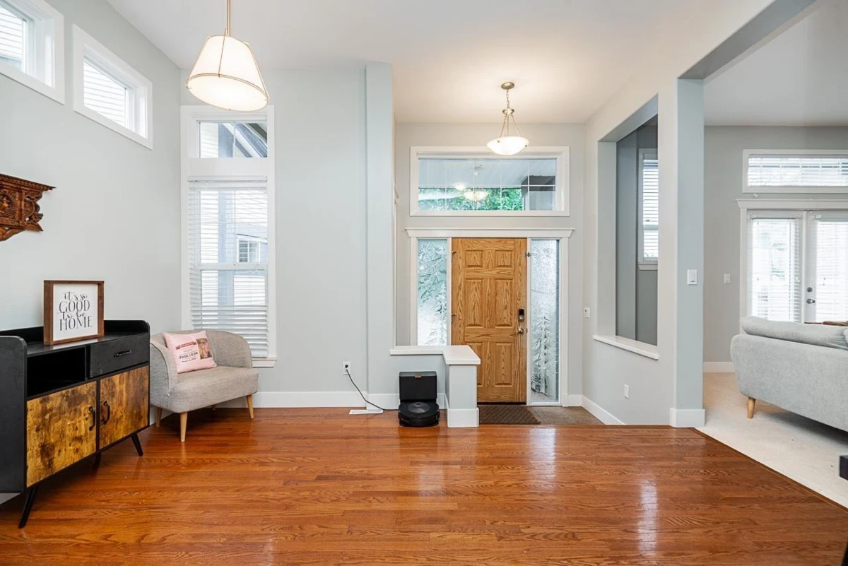 Family Room Photo of 6075 165a Street, Surrey, BC