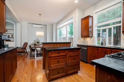 Breakfast Nook Photo of 6075 165a Street, Surrey, BC