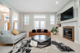 6075 165a Street, Surrey, BC