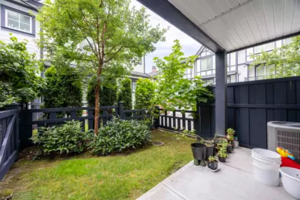 Hallway Photo of 50 11188 72 Avenue, Delta, BC