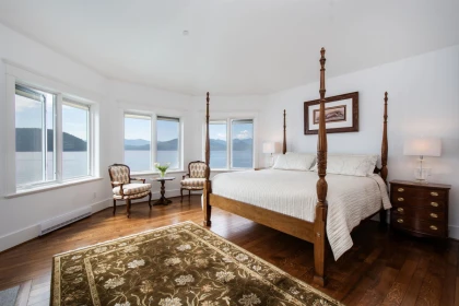 Office / Den Photo of 8 Ocean Point Drive, West Vancouver, BC