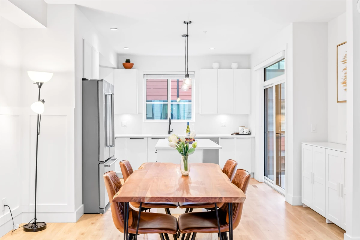 Dining Area Photo of 18 19897 75a Avenue, Langley, BC