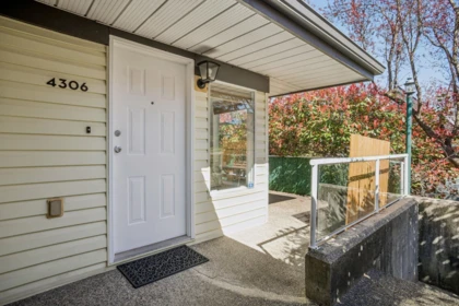 Staircase Photo of 4306 Sophia Street, Vancouver, BC