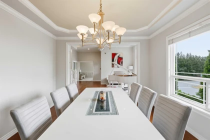 Basement Recreation Room Photo of 14708 31a Avenue, Surrey, BC