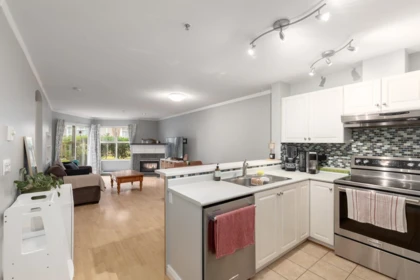 107 3038 E Kent Avenue South, Vancouver, BC, Vancouver — Apartment/Condo for sale
