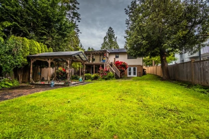 Kitchen Photo of 19881 48 Avenue, Langley, BC