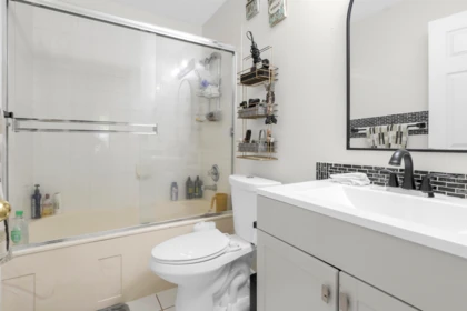 Laundry Room Photo of 14337 77 Avenue, Surrey, BC