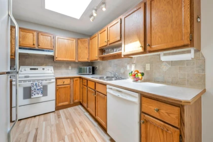 Guest Bathroom Photo of 7 2345 Cranley Drive, Surrey, BC