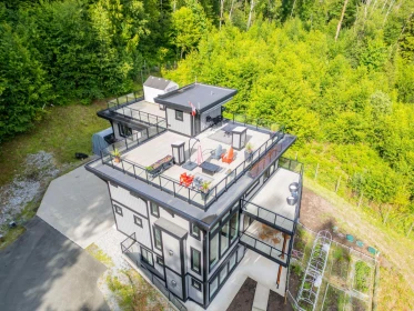33449 Richards Avenue, Mission, BC, Mission — Single Family Residence for sale