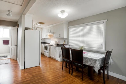 Kitchen Island Photo of 17954 58 Avenue, Surrey, BC