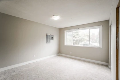 Mudroom Photo of 17954 58 Avenue, Surrey, BC