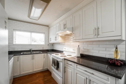 Pantry Photo of 17954 58 Avenue, Surrey, BC