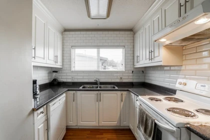 Walk-In Closet Photo of 17954 58 Avenue, Surrey, BC