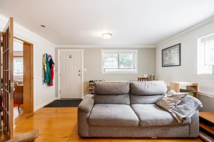 Primary Bathroom Photo of 15661 92 Avenue, Surrey, BC