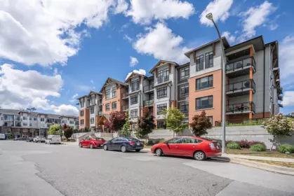 Neighborhood Park Photo Near 302 19945 Brydon Crescent, Langley, BC