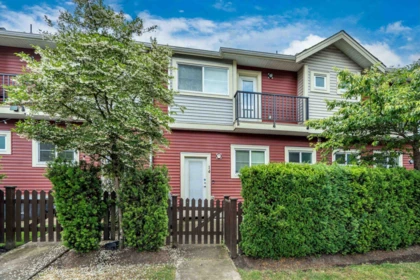 14 6945 185 Street, Surrey, BC, Surrey — Townhouse for sale