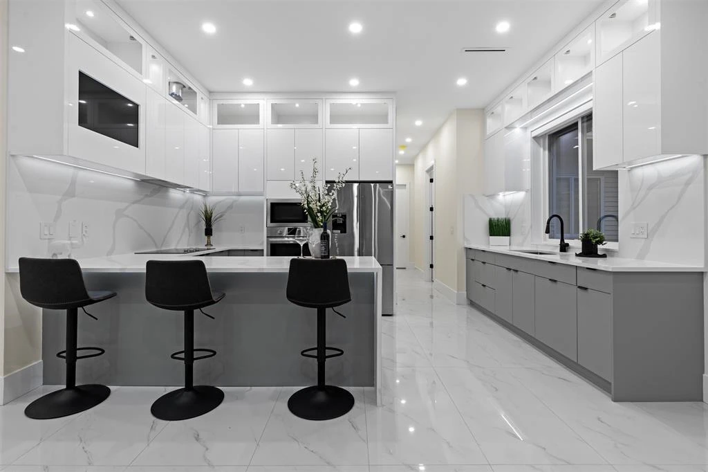 Dining Area Photo of 5808 137b Street, Surrey, BC