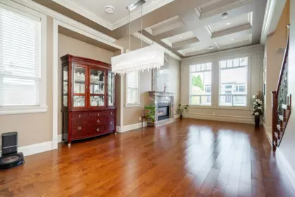 Kitchen Island Photo of 6751 135 Street, Surrey, BC