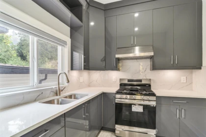Mudroom Photo of 4 5988 Lindeman Street, Chilliwack, BC