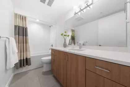 Laundry Room Photo of 206 39767 Government Road, Squamish, BC