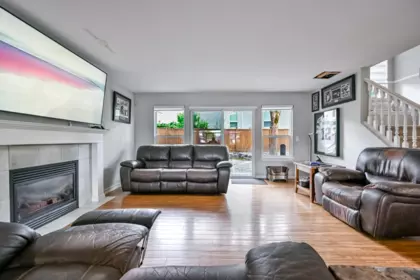 Office / Den Photo of 16730 85 Avenue, Surrey, BC