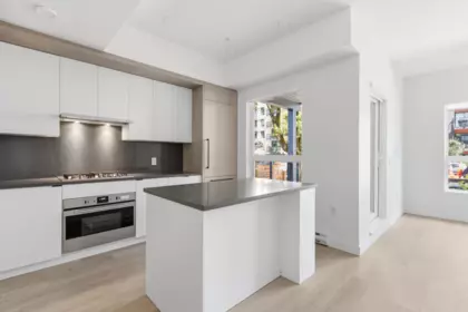 102 2268 E Broadway, Vancouver, BC, Vancouver — Apartment/Condo for sale