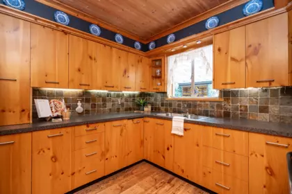 Breakfast Nook Photo of 3554 Hastings Street, Port Coquitlam, BC
