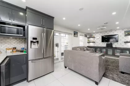 Kitchen Photo of 12850 115b Avenue, Surrey, BC