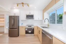 15092 19a Avenue, Surrey, BC