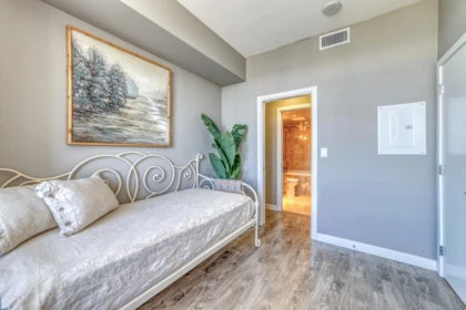 Walk-In Closet Photo of 1808 6188 No. 3 Road, Richmond, BC