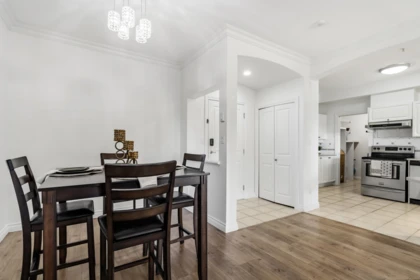 Breakfast Nook Photo of 308 34101 Old Yale Road, Abbotsford, BC
