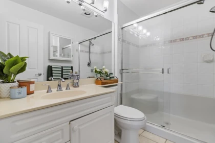 Walk-In Closet Photo of 308 34101 Old Yale Road, Abbotsford, BC