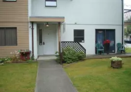 102 7036 133b Street, Surrey, BC