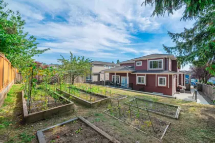 Hot Tub / Spa Photo of 5511 Mckee Street, Burnaby, BC
