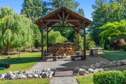 Staircase Photo of 28675 98 Avenue, Maple Ridge, BC