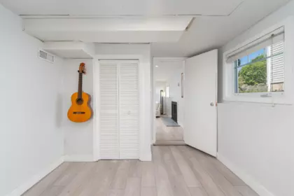 Hot Tub / Spa Photo of 409 W 27th Street, North Vancouver, BC