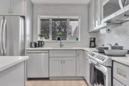 Office / Den Photo of 409 W 27th Street, North Vancouver, BC