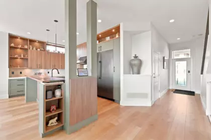 Kitchen Photo of 10447 248 Street, Maple Ridge, BC