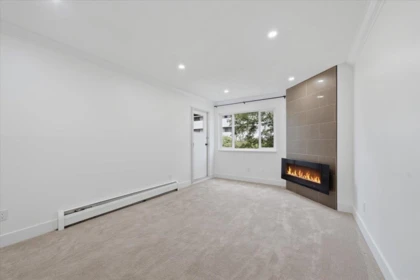 Entry Foyer Photo of 202 1209 Howie Avenue, Coquitlam, BC