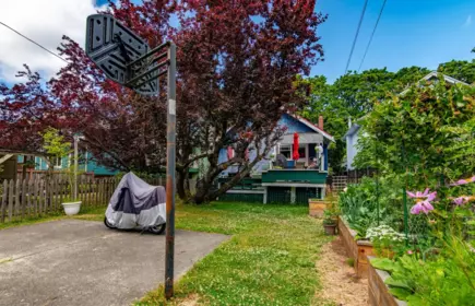 Pantry Photo of 3346 W 11th Avenue, Vancouver, BC