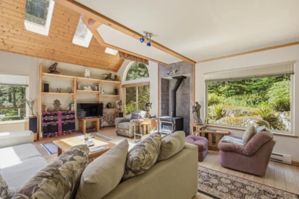 5280 Bear Bay Road, Garden Bay, BC, Garden Bay — Single Family Residence for sale