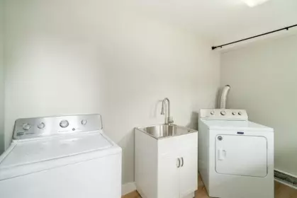 Mudroom Photo of 21139 Cook Avenue, Maple Ridge, BC