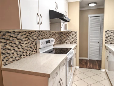 Kitchen Island Photo of 101 6420 Buswell Street, Richmond, BC