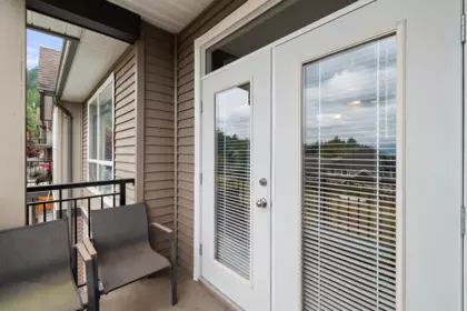 Breakfast Nook Photo of 3 5900 Jinkerson Road, Chilliwack, BC