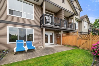 Garden / Landscaping Photo of 3 5900 Jinkerson Road, Chilliwack, BC