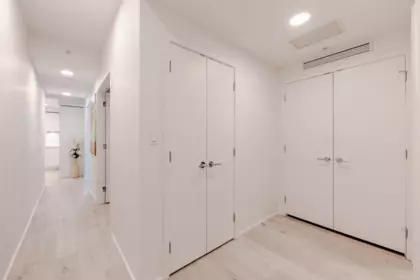 605 3833 Evergreen Place, Burnaby, BC, Burnaby — Apartment/Condo for sale